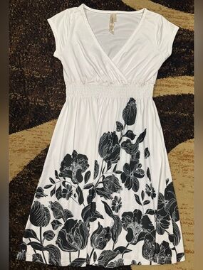 White Floral V-Neck Women's Dress